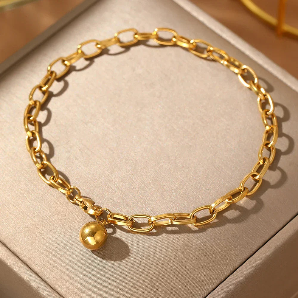 Bracelet à maillons trombone avec boule