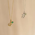 Collier initiale en cursive avec cœur et pierre de naissance