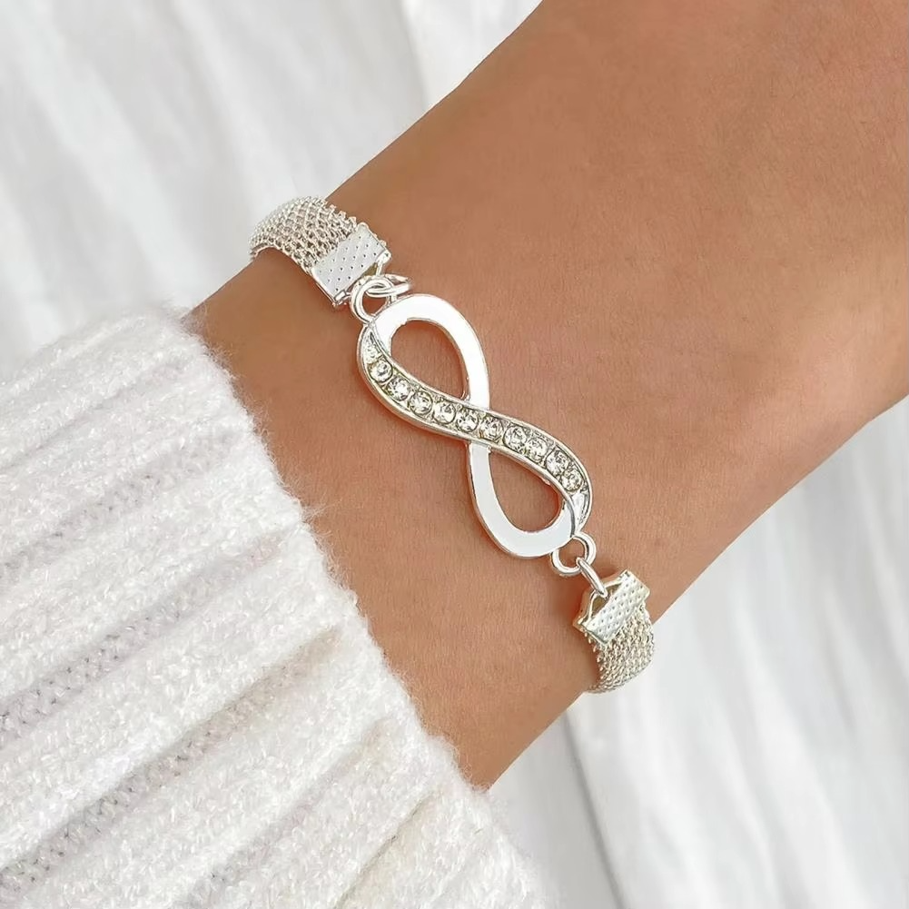 Set de 3 bracelets cœur et infini
