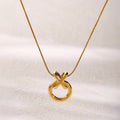 Collier entrelacé XO élégant