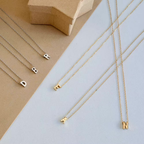 Collier initiale minimaliste