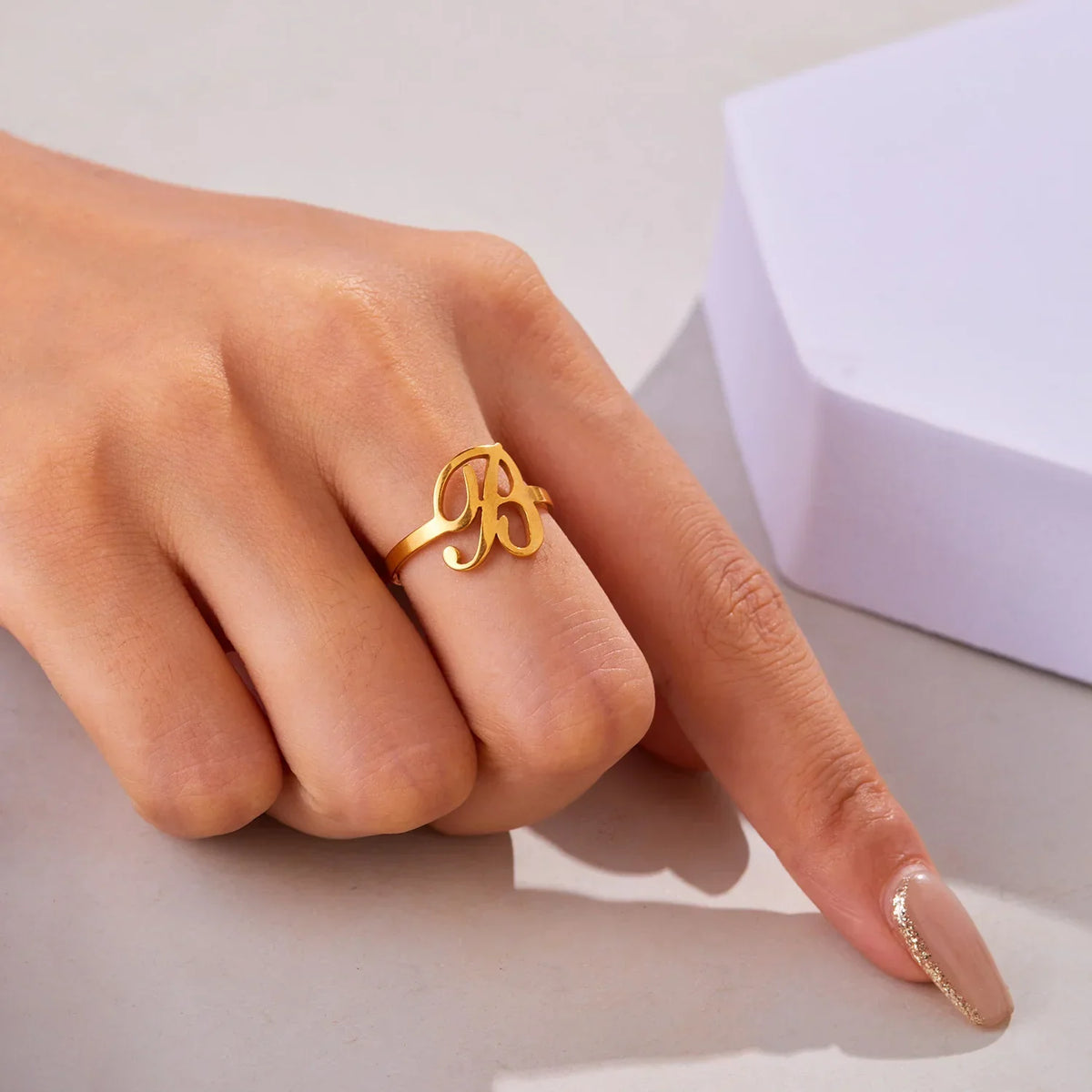 Bague ajustable initiale cursive
