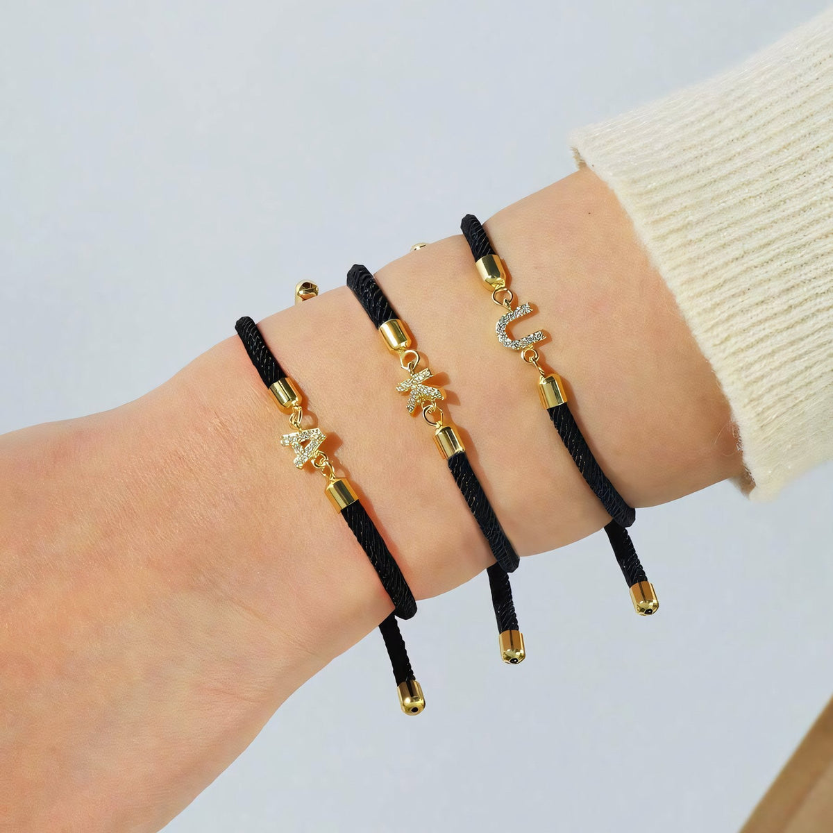 Bracelet ajustable avec initiale