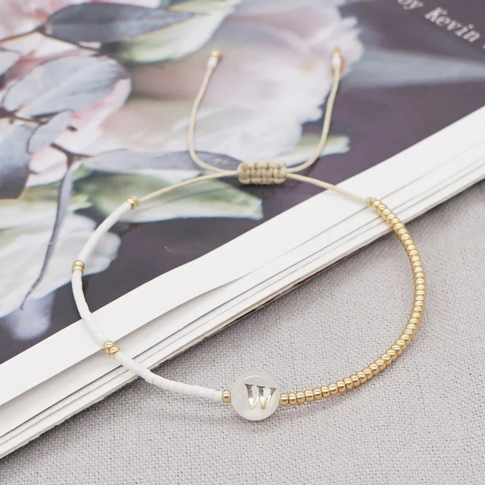 Bracelets de perles bohèmes avec initiale