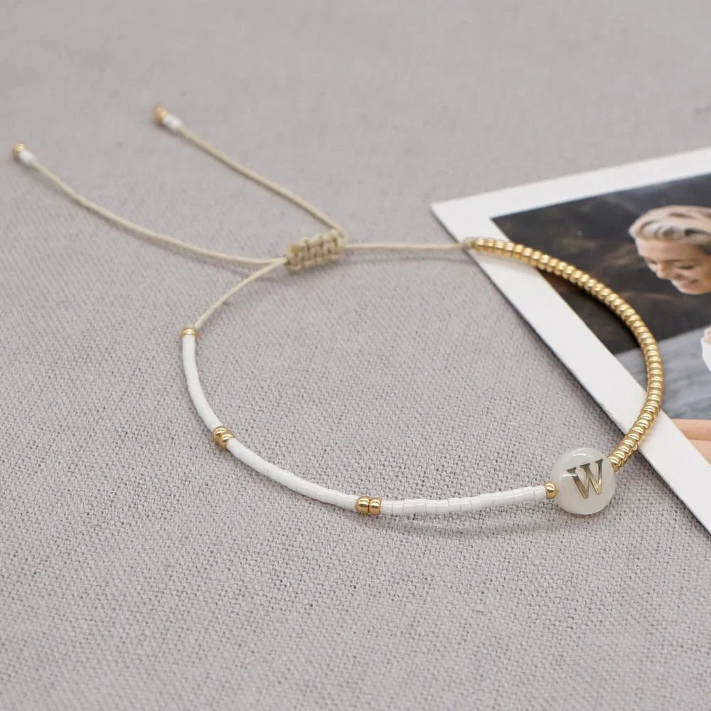 Bracelets de perles bohèmes avec initiale