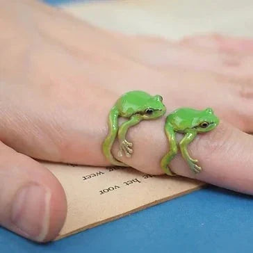 Ensemble bague et boucles d'oreilles grenouille