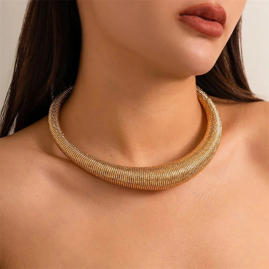 Choker épais texturé