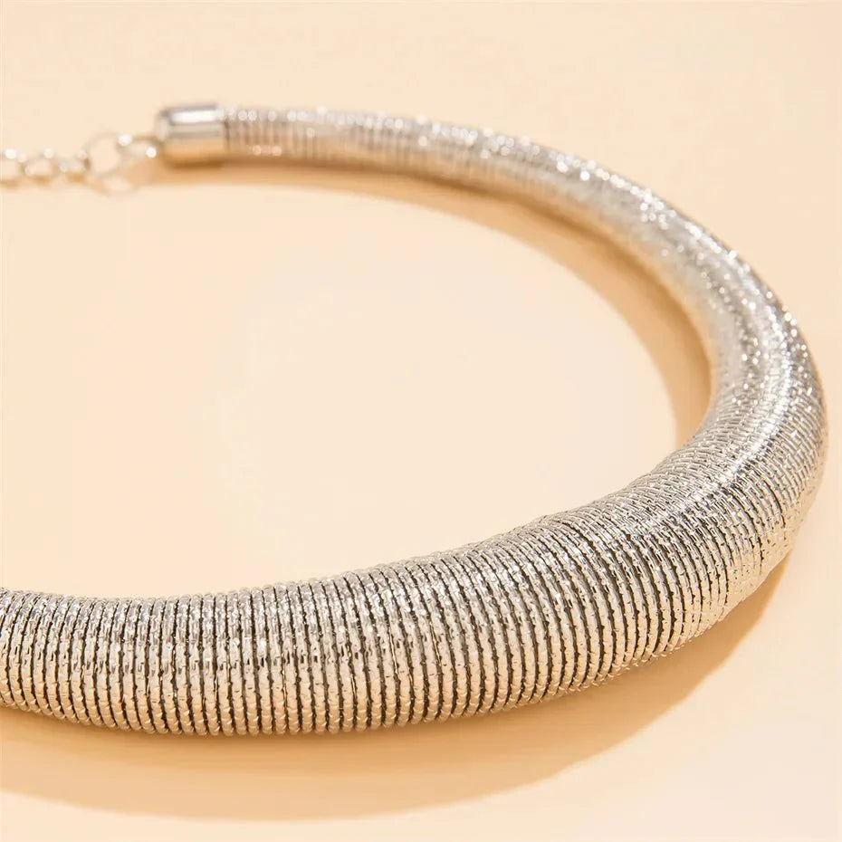 Choker épais texturé
