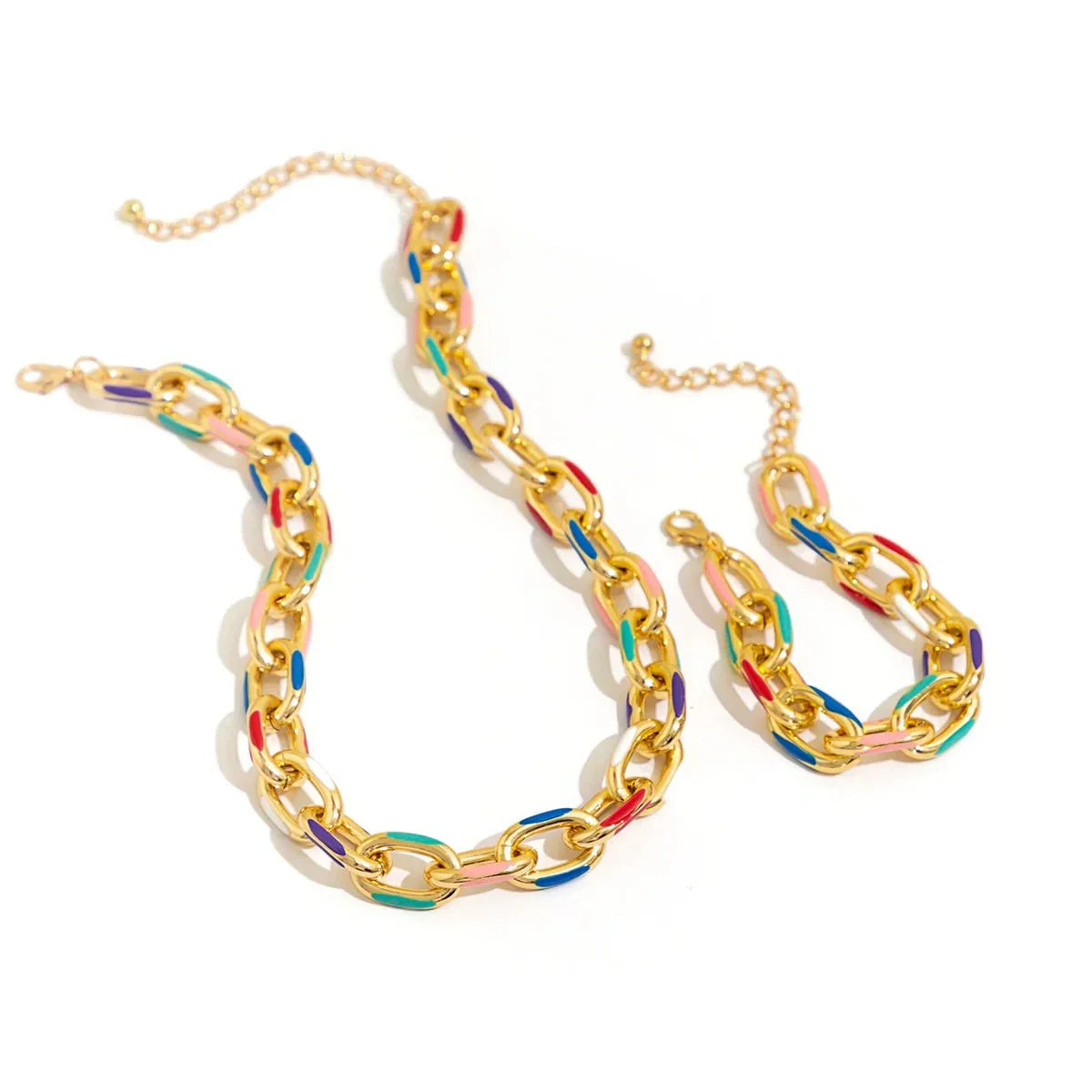 Ensemble collier et bracelet à chaîne colorée