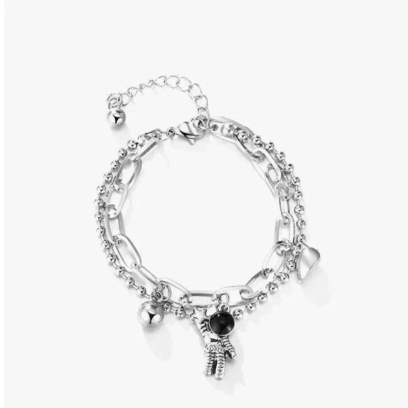 Ensemble de bracelets magnétiques cœur astronaute pour couples