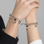 Ensemble de bracelets magnétiques cœur astronaute pour couples