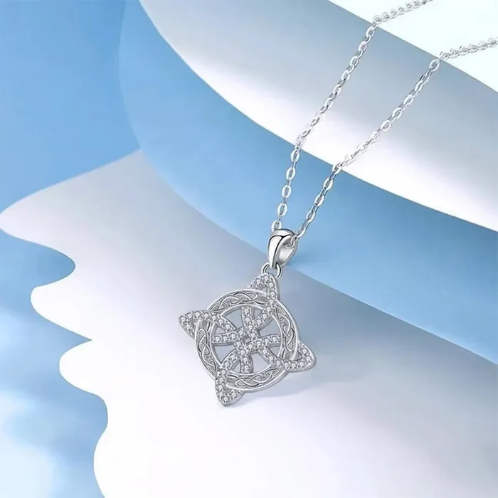 Collier nœud de sorcière