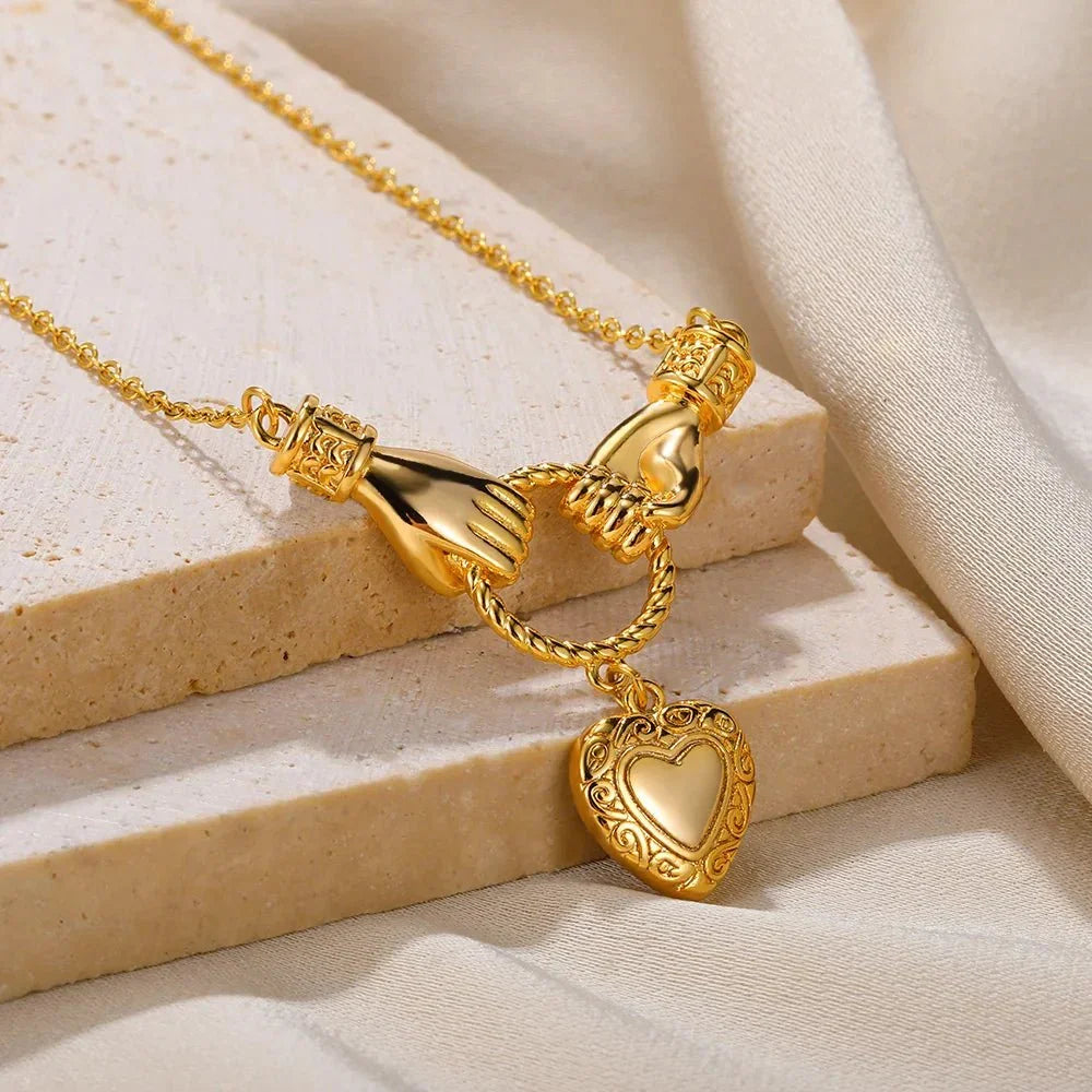 Collier amour éternel