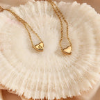 Collier initiale cœur minimaliste Dainty