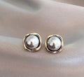 Boucles d'oreilles élégantes à perles noires