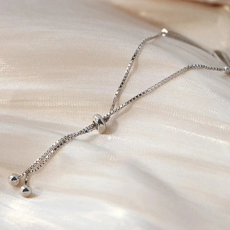 Bracelet élégant avec nœud en diamant