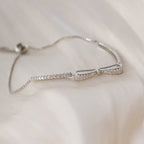 Bracelet élégant avec nœud en diamant