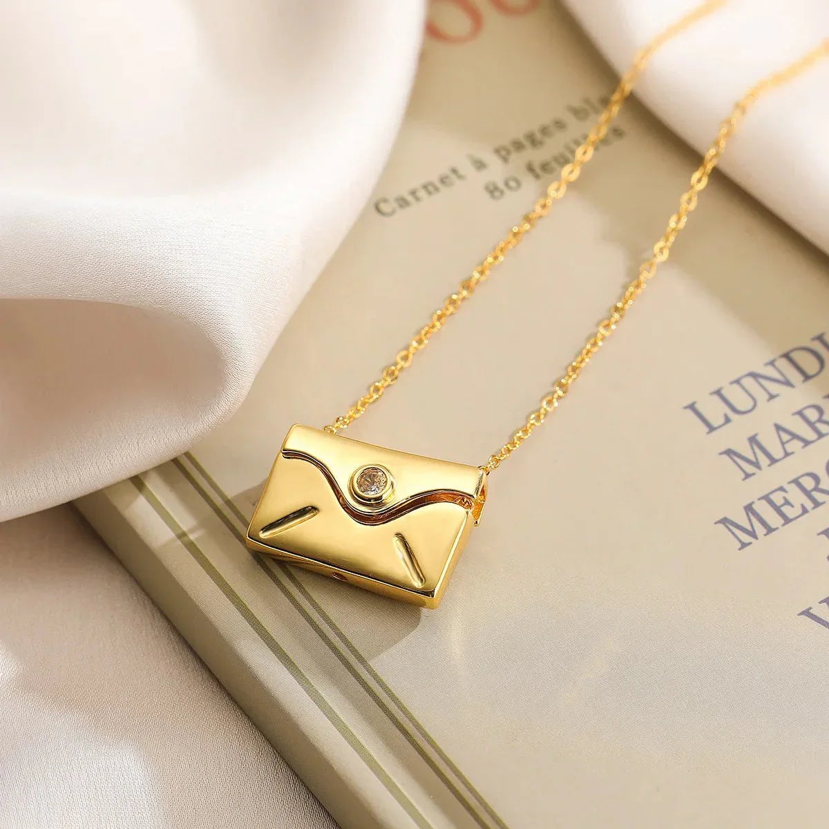Collier enveloppe « I Love You »