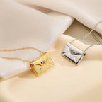 Collier enveloppe « I Love You »