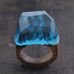 Bague artisanale en bois et résine