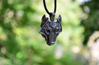 Collier tête de loup nordique